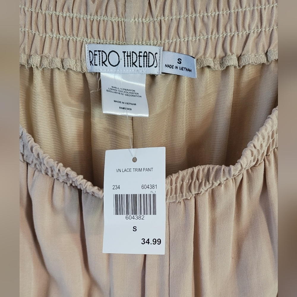 Retro Threads/ Cracker Barrel - Picture 2 of 7